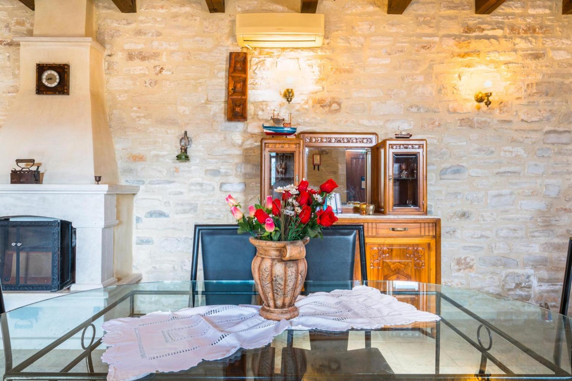 Villa Marcos Chara In Asteri Astérion Екстериор снимка